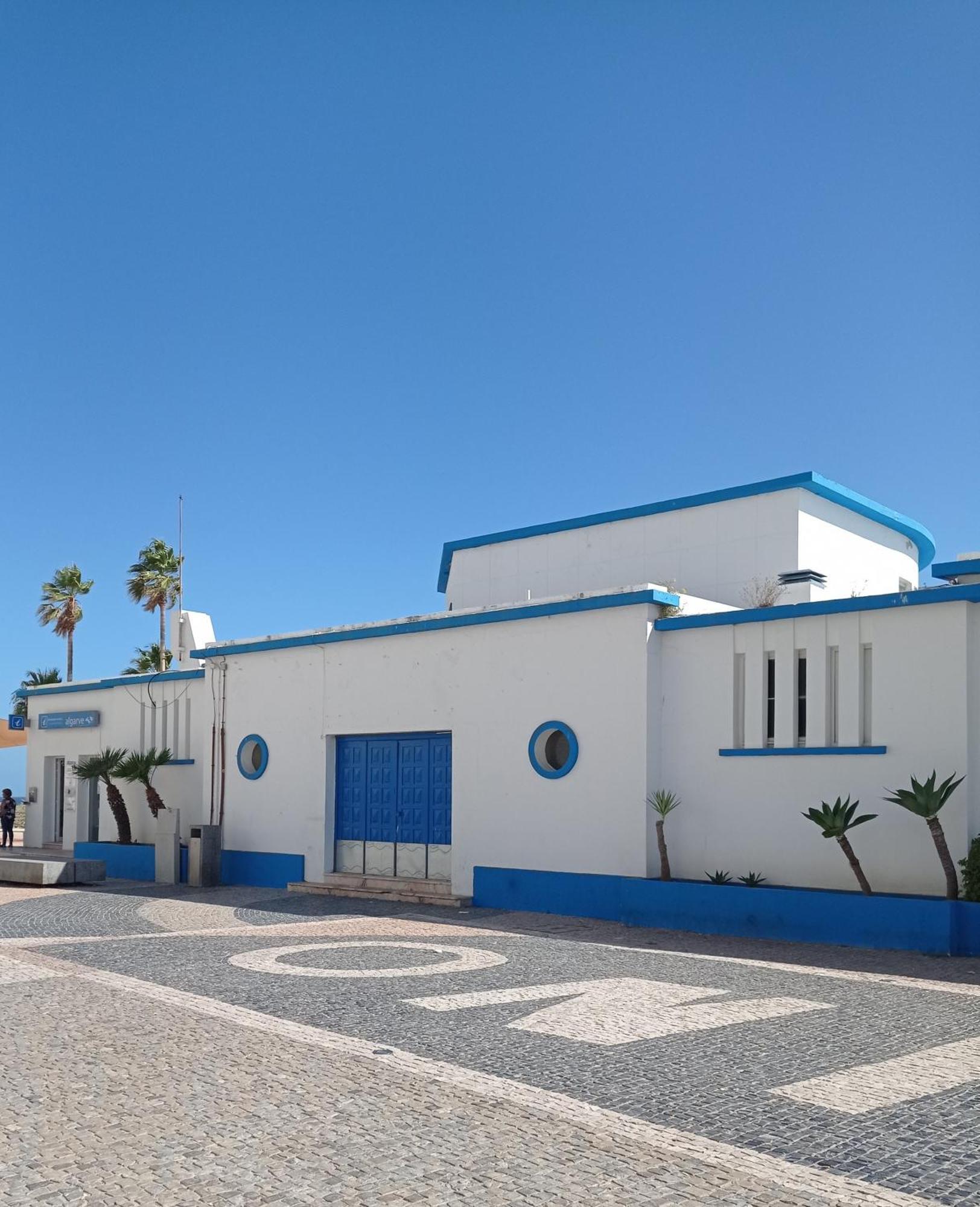 Casino Blu: 50M To Beach, In Town Center Armação de Pêra Екстериор снимка